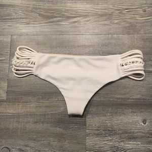 💥Flash Sale!💥 Acacia Pikake Bottom in Haupia